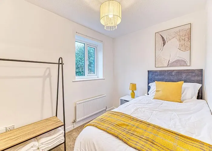 Cosy 2 Bedroom Flat Chester